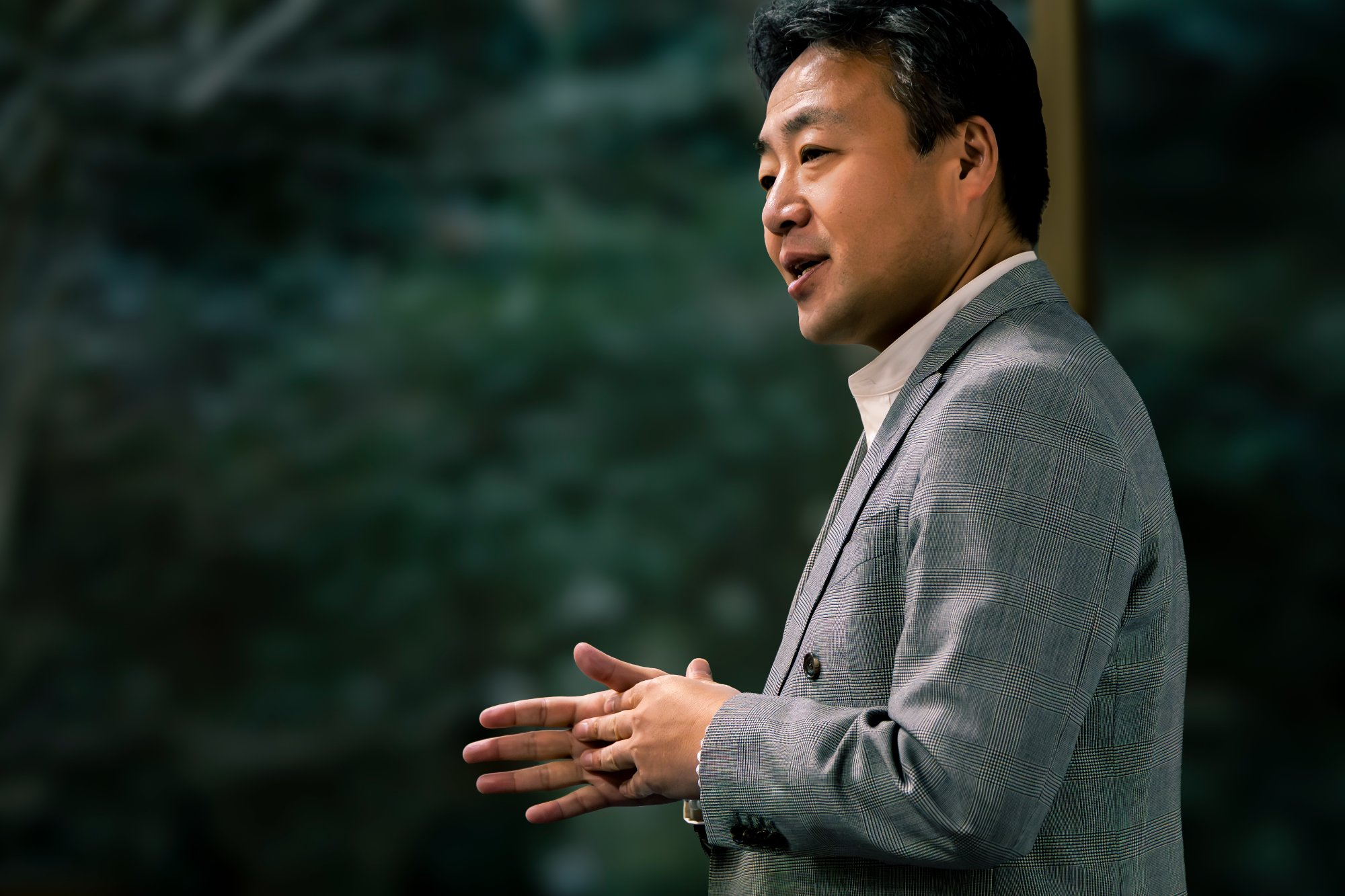 経営塾の風景 ── 語りかける塚原厚